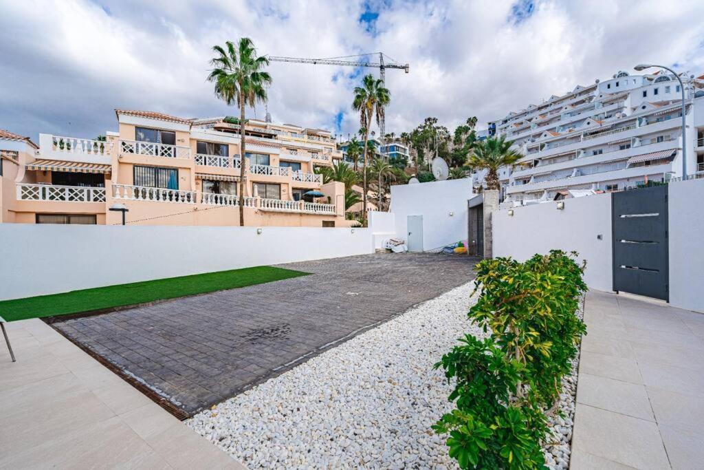 Villa Riviera De 4 Dormitorios Con Piscina. Costa Adeje  Luaran gambar
