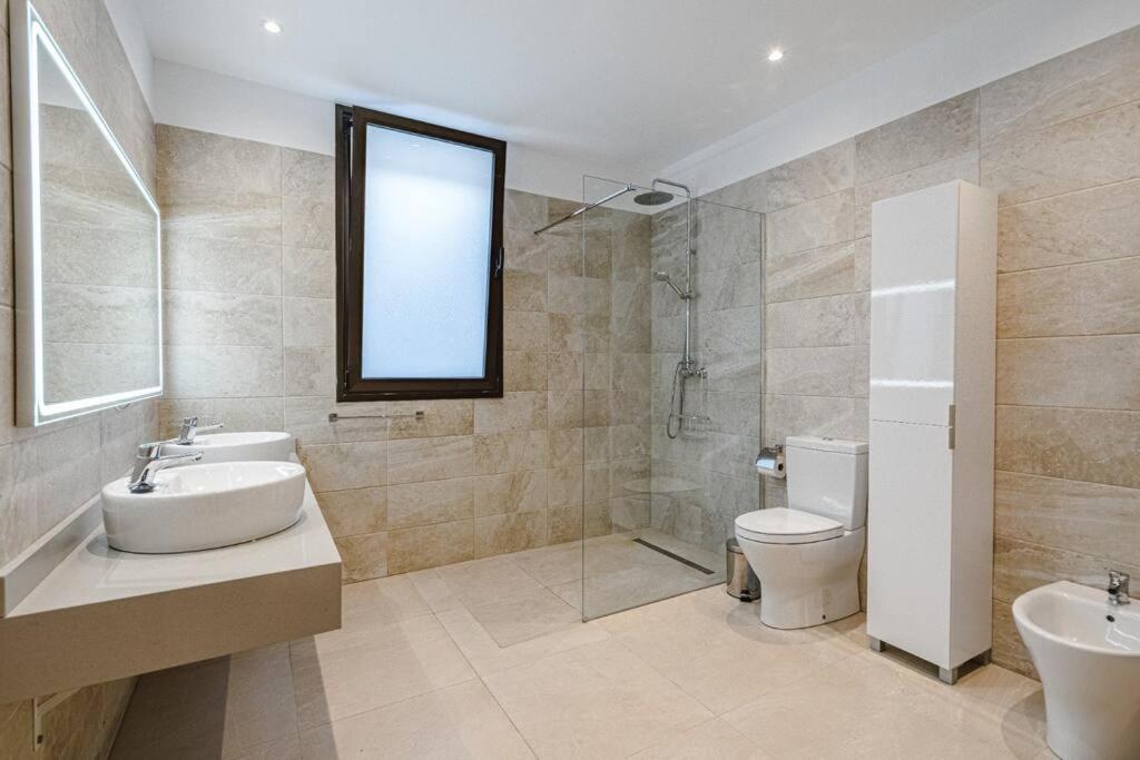 Villa Riviera De 4 Dormitorios Con Piscina. Costa Adeje  Luaran gambar